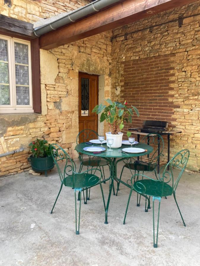 En Pierre Holiday home Degagnac